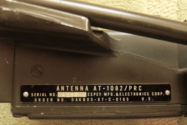 AT-1082/PRC Direction Finder Antenna