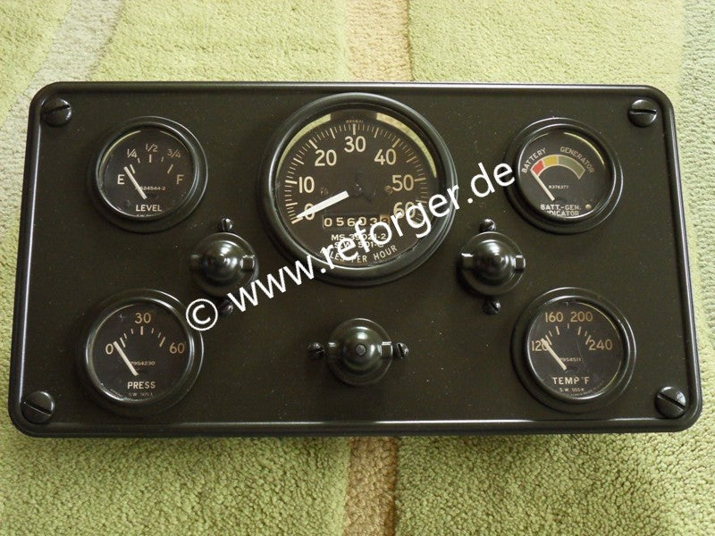 M38A1 Jeep Willys Dashboard