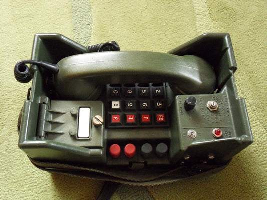 US Army Feldtelefon TA-838/TT Telephone Set