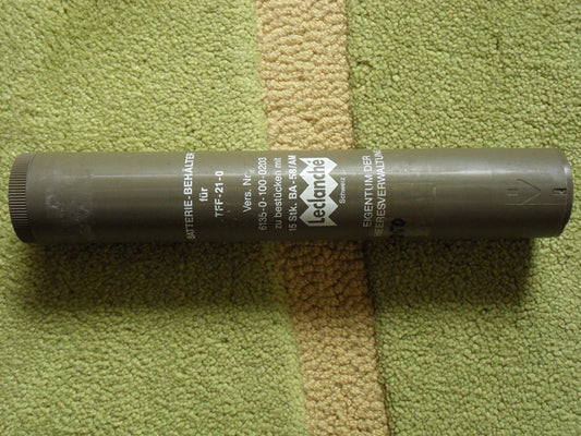 TFF-21-0 AA Batteriebehälter