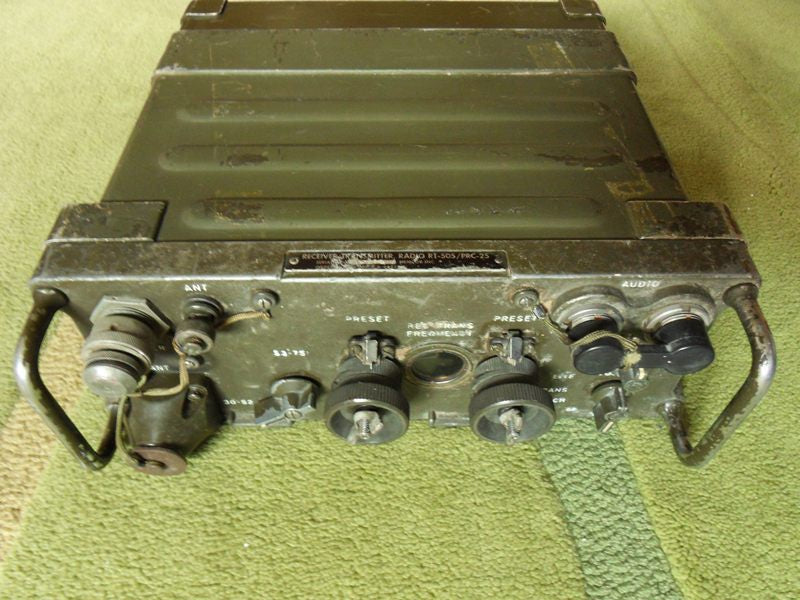 Vietnam War Portable Radio Set PRC-25