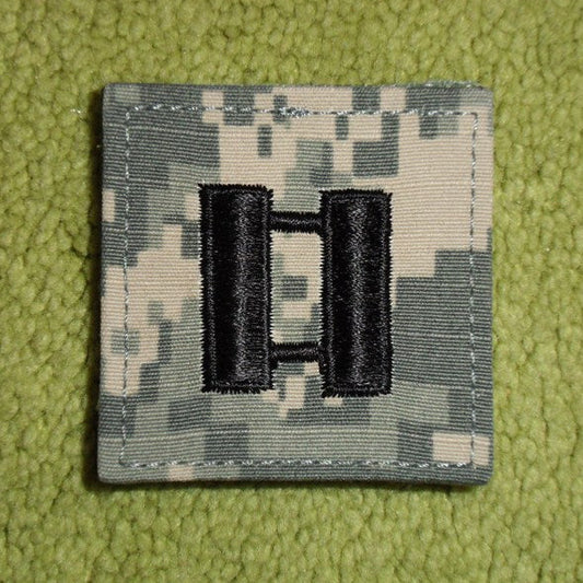 US Army Captain ACU Digital Rangabzeichen